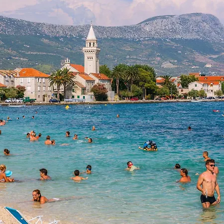 Holiday home Secluded House Kastel Stari, Kastela - 23384 Kastel Stari
