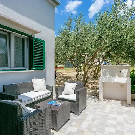 Secluded House - Kastela - 23384 펜션